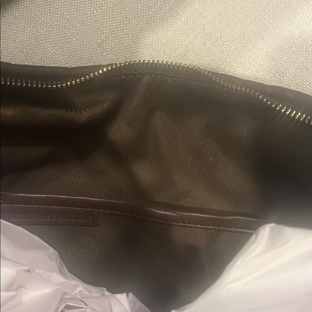 NWT Amazon Essentials Elegant Brown Woven Hobo Bag - Picture 6 of 6
